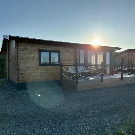 Chieftain'S Cabin Kensaleyre Exterior photo